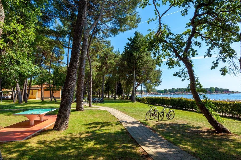 Hotel Aurora Plava Laguna - Obiteljski prvosvibanjski odmor uz more